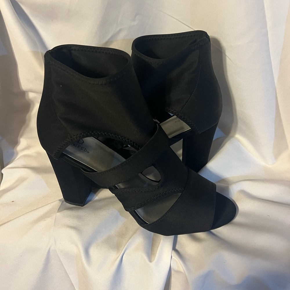 Almost new- legacy booties